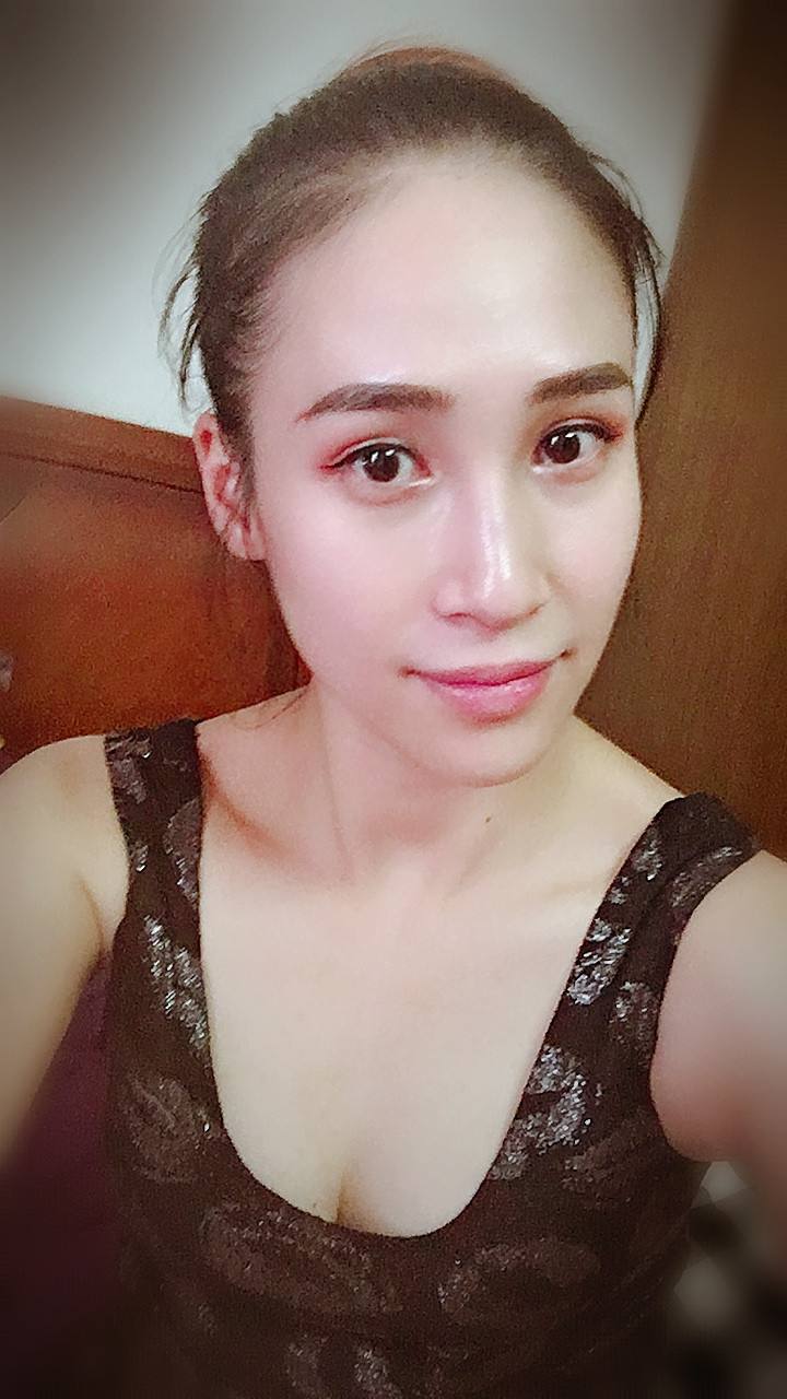 董新医生擅长风格是什么？案例展示和个人简介