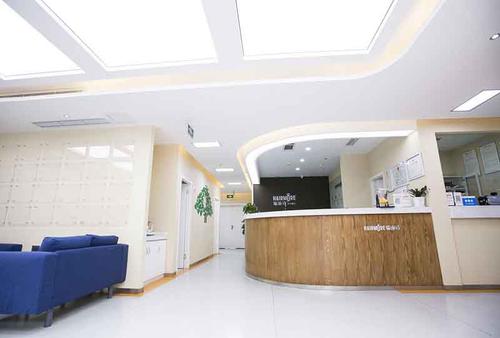 成都瑞丽诗整形医院到底怎么样?专家团队_案例介绍_价格