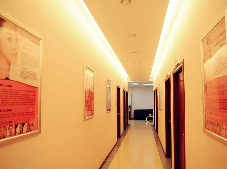 邓正军医生擅长项目是什么？案例展示和个人主页