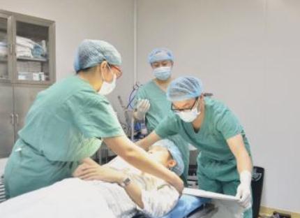 张高贵医生的隆胸案例和个人信息介绍