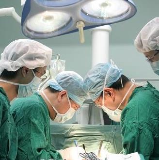 上海李青峰医生怎么样?贵不贵?价格和简介