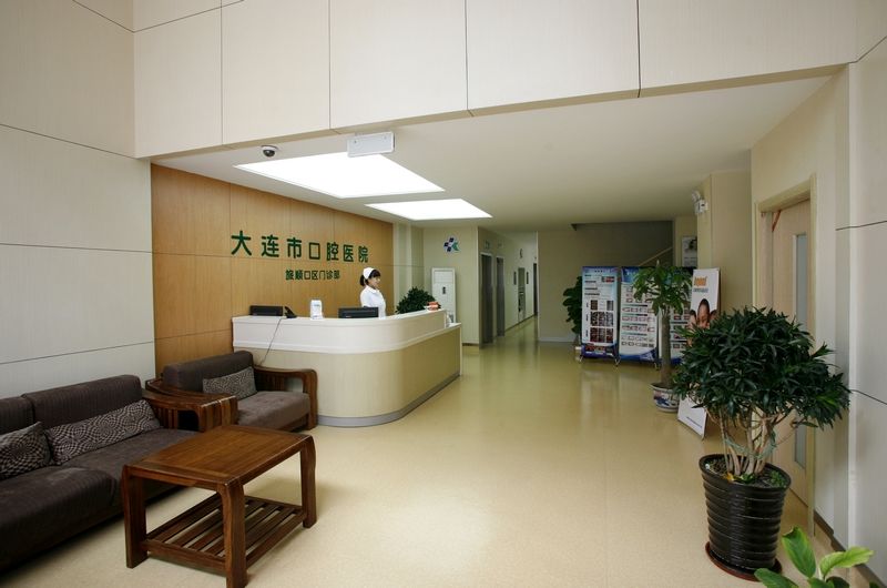 在大连口腔医院做的矫正已经有两年的时间了