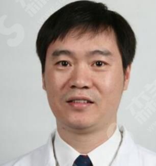 北京八大处做拉皮哪个医生好——靳小雷