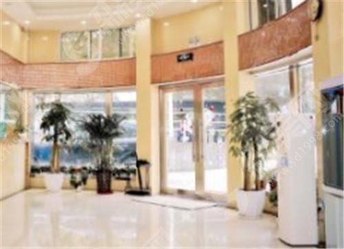 1630718116925766.jpg 福州亚华口腔门诊部.jpg