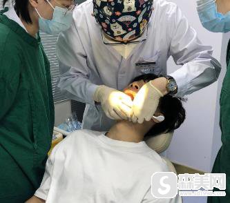 南京雅度口腔医院隐形矫正时间久吗?前后恢复图片对比