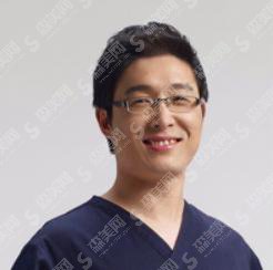 皮庆猛整形医生,附皮皮庆猛医生的简介以及成功隆胸的案例分享