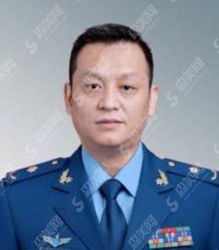 西京医美整形美容医院激光祛斑果好不好？内含彭湃医生介绍以及彭湃医生激光祛斑案例分享前后果对比