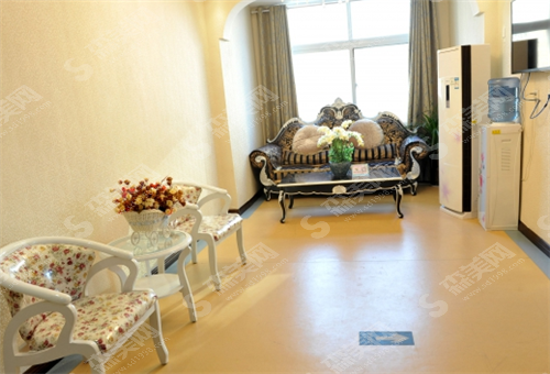 浙一医院范希玲好吗?在这里做吸脂减肥果怎么样?