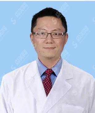 上海九院和华美都是三甲么?九院做的隆鼻都说好!医生实力相当