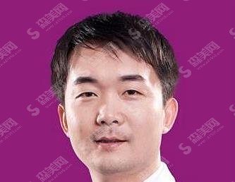 郑州美丽时光整形医院杨瑞国隆胸技术可以吗?个人简介/案例分享/价格查询