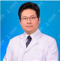 【2021全新】哈医大二院激光祛斑价格表，哈医大二院医生介绍+案例