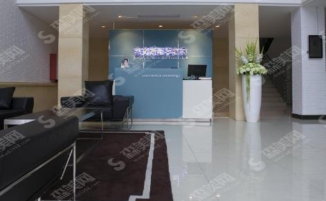 上海九院和星璨医院哪家医生的技术好?九院做的双眼皮果很美!