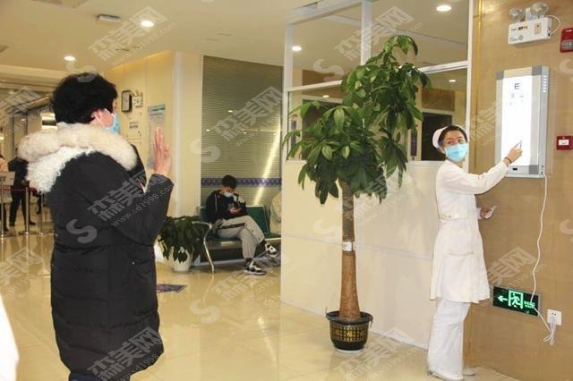 北京华尔眼科医院是三甲医院吗?医院概况/医生团队/视力矫正案例分享,统统的可以一键预览！