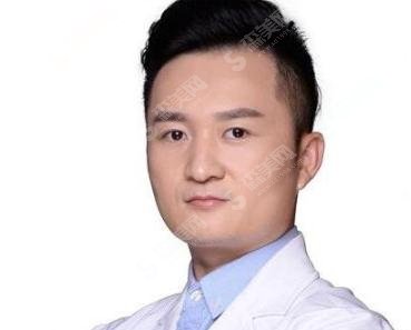 2021杭州有名的双眼皮整形医生口碑排名前三，杨连华、韩超等医生皆在榜上！