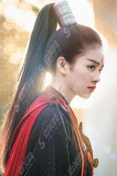 肖燕整过容吗？前后照片曝光！